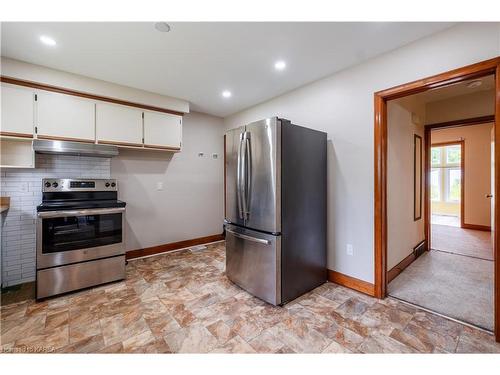 310 Arrowhead Place, Kingston, ON - Indoor Photo Showing Kitchen With Stainless Steel Kitchen