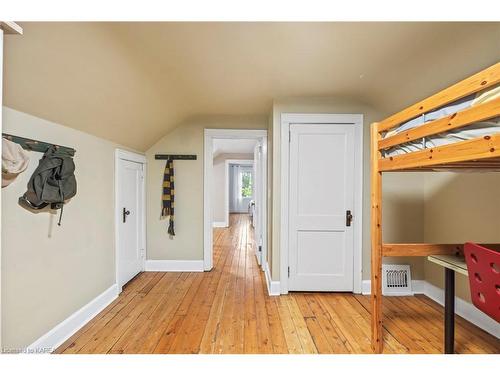 814 Johnson Street, Kingston, ON - Indoor Photo Showing Other Room