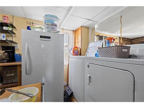 2706 Highway 38, Kingston, ON - Indoor Photo Showing Laundry Room