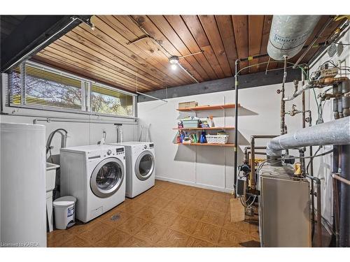 13 Edgewood Road, Bath, ON - Indoor Photo Showing Laundry Room