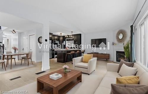 1494 Sierra Avenue, Kingston, ON - Indoor Photo Showing Living Room