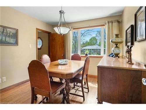 145 Hawthorne Avenue, Kingston, ON - Indoor Photo Showing Dining Room