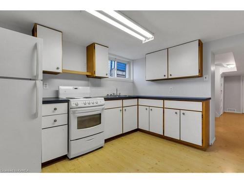 515 Rideau Street, Kingston, ON - Indoor Photo Showing Kitchen