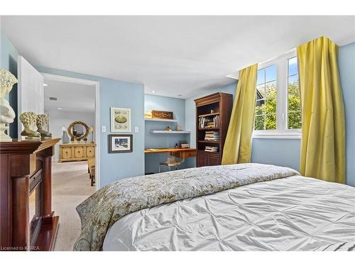 784 Wartman Avenue, Kingston, ON - Indoor Photo Showing Bedroom