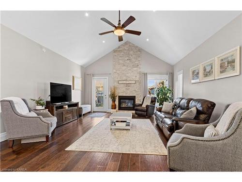 1194 Crossfield Avenue, Kingston, ON - Indoor Photo Showing Living Room With Fireplace