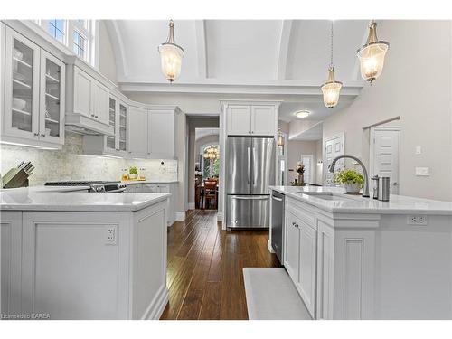 1194 Crossfield Avenue, Kingston, ON - Indoor Photo Showing Kitchen With Stainless Steel Kitchen With Upgraded Kitchen