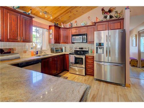 174 Mcnally'S Lane, Westport, ON - Indoor Photo Showing Kitchen With Double Sink