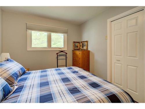 1 Main Street, Portland, ON - Indoor Photo Showing Bedroom