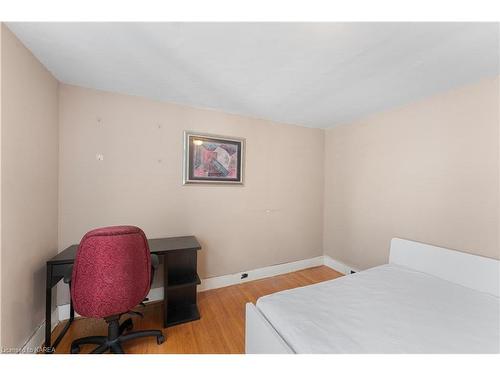 286 York Street, Kingston, ON - Indoor Photo Showing Bedroom