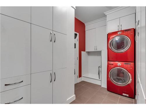 7955 Perth Road, South Frontenac, ON - Indoor Photo Showing Laundry Room