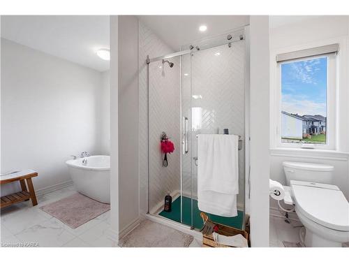 1281 Grayson Drive, Kingston, ON - Indoor Photo Showing Bathroom