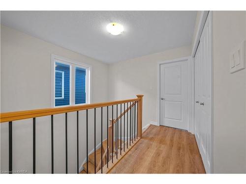 2791 Delmar Street, Kingston, ON - Indoor Photo Showing Other Room