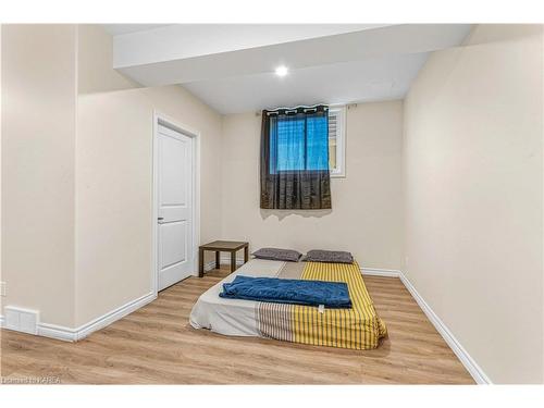 2791 Delmar Street, Kingston, ON - Indoor Photo Showing Bedroom