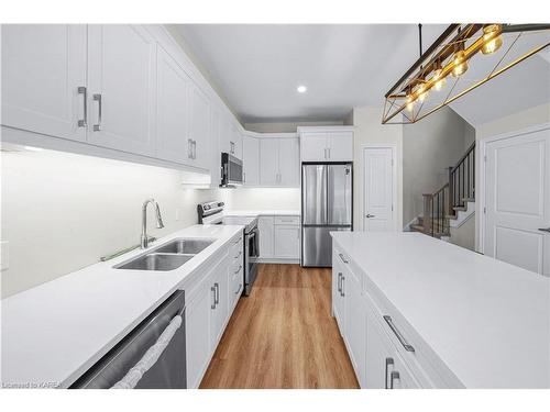 2791 Delmar Street, Kingston, ON - Indoor Photo Showing Kitchen With Stainless Steel Kitchen With Double Sink