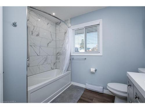 172 Morenz Crescent, Kingston, ON - Indoor Photo Showing Bathroom