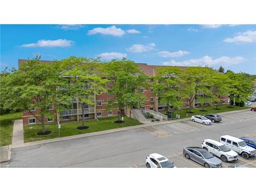 101-310 Kingsdale Avenue, Kingston, ON - Outdoor With View