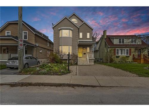 25 Livingston Avenue, Kingston, ON - Outdoor With Facade