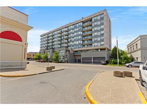 604-121 Queen Street, Kingston, ON - Outdoor