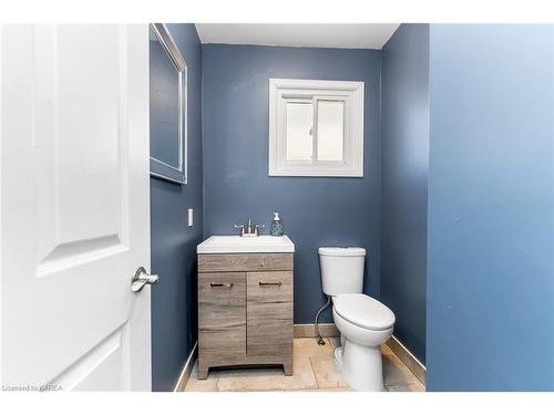 1131 Wintergreen Crescent, Kingston, ON - Indoor Photo Showing Bathroom