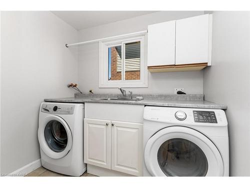 1131 Wintergreen Crescent, Kingston, ON - Indoor Photo Showing Laundry Room