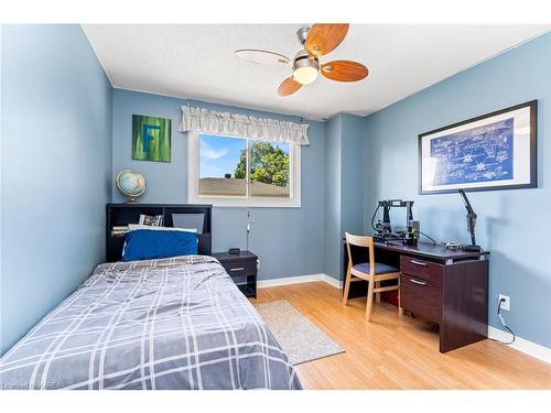 1131 Wintergreen Crescent, Kingston, ON - Indoor Photo Showing Bedroom