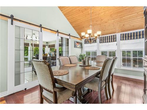 101 Nina'S Lane, Kingston, ON - Indoor Photo Showing Dining Room