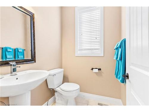5008 Fox Run Place, Kingston, ON - Indoor Photo Showing Bathroom