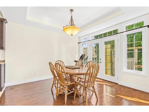 5008 Fox Run Place, Kingston, ON - Indoor Photo Showing Dining Room