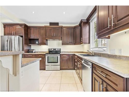 5008 Fox Run Place, Kingston, ON - Indoor Photo Showing Kitchen With Double Sink