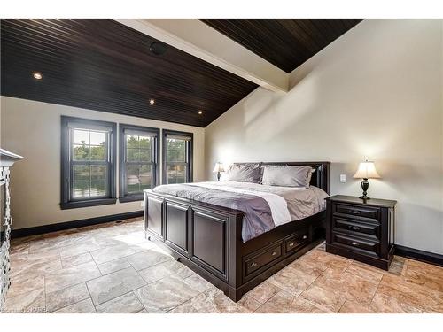 270 Spence Lane, Athens, ON - Indoor Photo Showing Bedroom