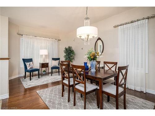 1416 Crossfield Avenue, Kingston, ON - Indoor Photo Showing Dining Room