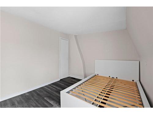 36 Ellice Street, Kingston, ON - Indoor Photo Showing Bedroom