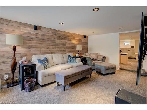 13 Bradshaw Road, Tichborne, ON - Indoor Photo Showing Living Room