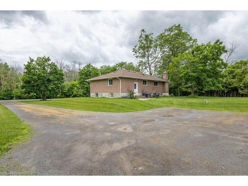 1660 Burbrook Road, Kingston, ON - Outdoor