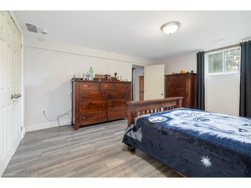 1660 Burbrook Road, Kingston, ON - Indoor Photo Showing Bedroom