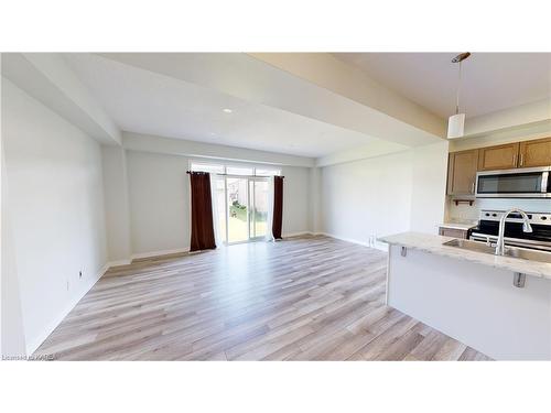 1134 Horizon Drive, Kingston, ON - Indoor Photo Showing Kitchen