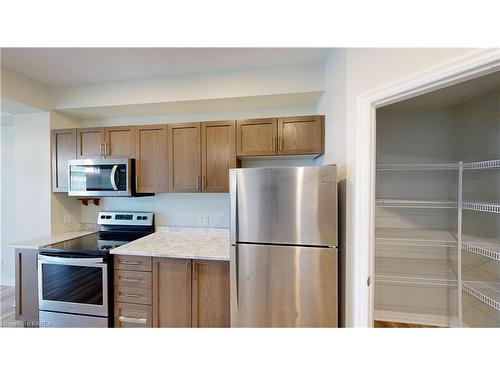 1134 Horizon Drive, Kingston, ON - Indoor Photo Showing Kitchen