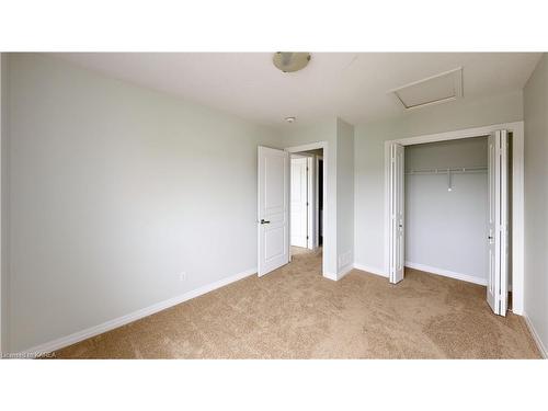 1134 Horizon Drive, Kingston, ON - Indoor Photo Showing Other Room