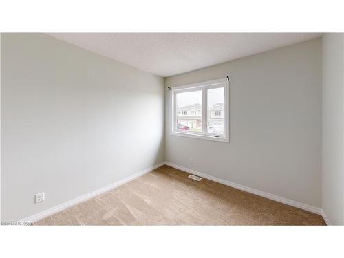 1134 Horizon Drive, Kingston, ON - Indoor Photo Showing Other Room