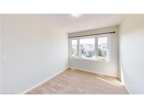 1134 Horizon Drive, Kingston, ON - Indoor Photo Showing Other Room