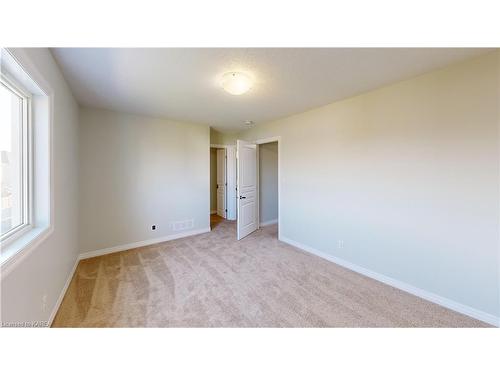 1134 Horizon Drive, Kingston, ON - Indoor Photo Showing Other Room