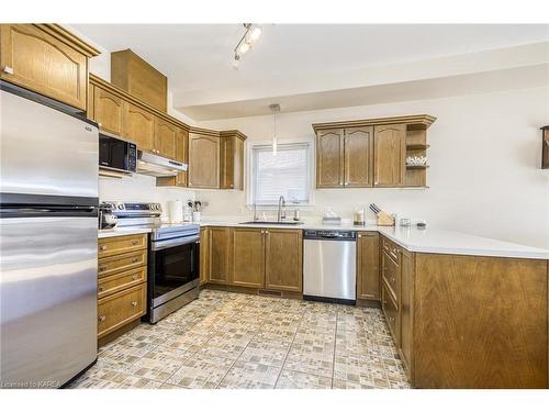 1201 Wheathill Street, Kingston, ON - Indoor Photo Showing Kitchen With Stainless Steel Kitchen