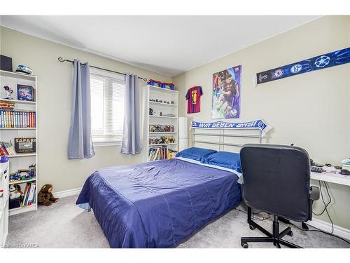 1201 Wheathill Street, Kingston, ON - Indoor Photo Showing Bedroom