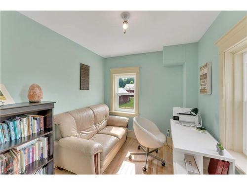 5713 Wilmer Road, Kingston, ON - Indoor Photo Showing Bedroom