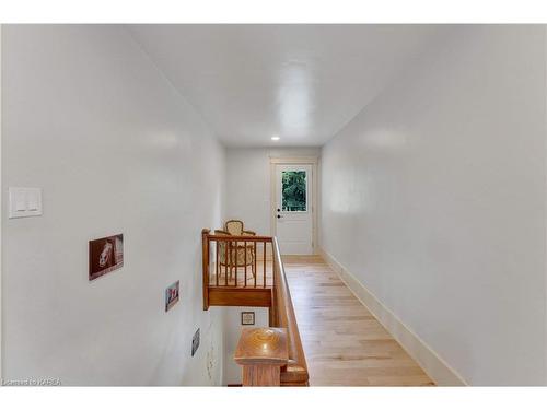 5713 Wilmer Road, Kingston, ON - Indoor Photo Showing Other Room