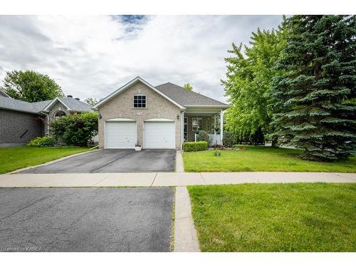 296 Grandtrunk Avenue, Kingston, ON - Outdoor With Facade