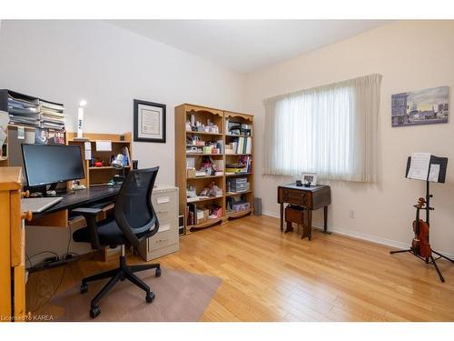 296 Grandtrunk Avenue, Kingston, ON - Indoor Photo Showing Office