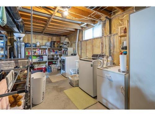 296 Grandtrunk Avenue, Kingston, ON - Indoor Photo Showing Laundry Room