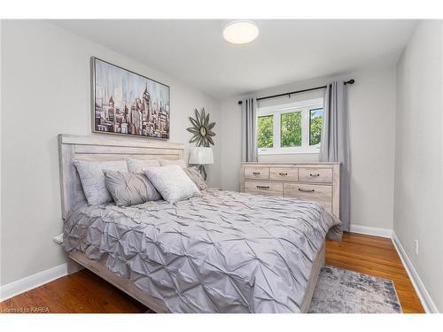 47 Mackenzie Crescent, Kingston, ON - Indoor Photo Showing Bedroom