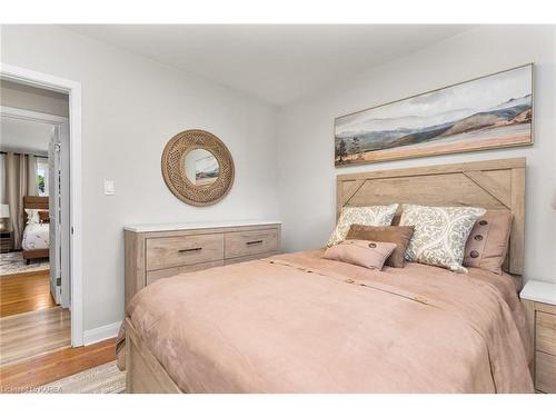 47 Mackenzie Crescent, Kingston, ON - Indoor Photo Showing Bedroom